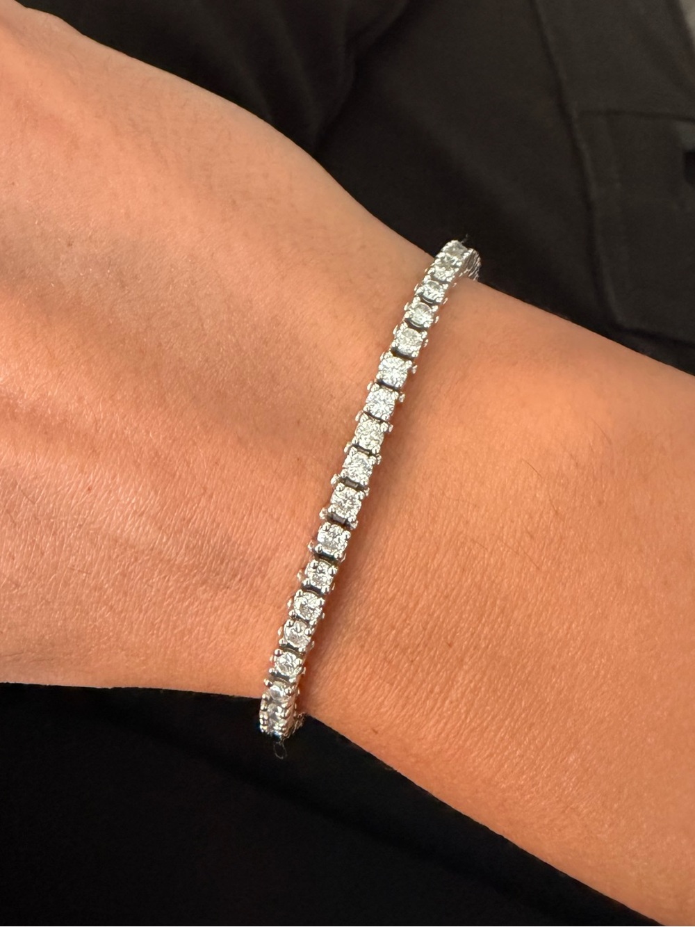 Tennis bracelet 4ct total weight real diamonds white gold 14k cartier vca